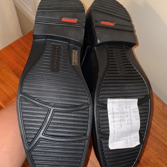 NEW with flaw, rockport men’s lace up dress shoes - Picture 7 of 8
